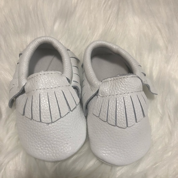 Brand new white baby Moccasins- Faux leather - Picture 3 of 5